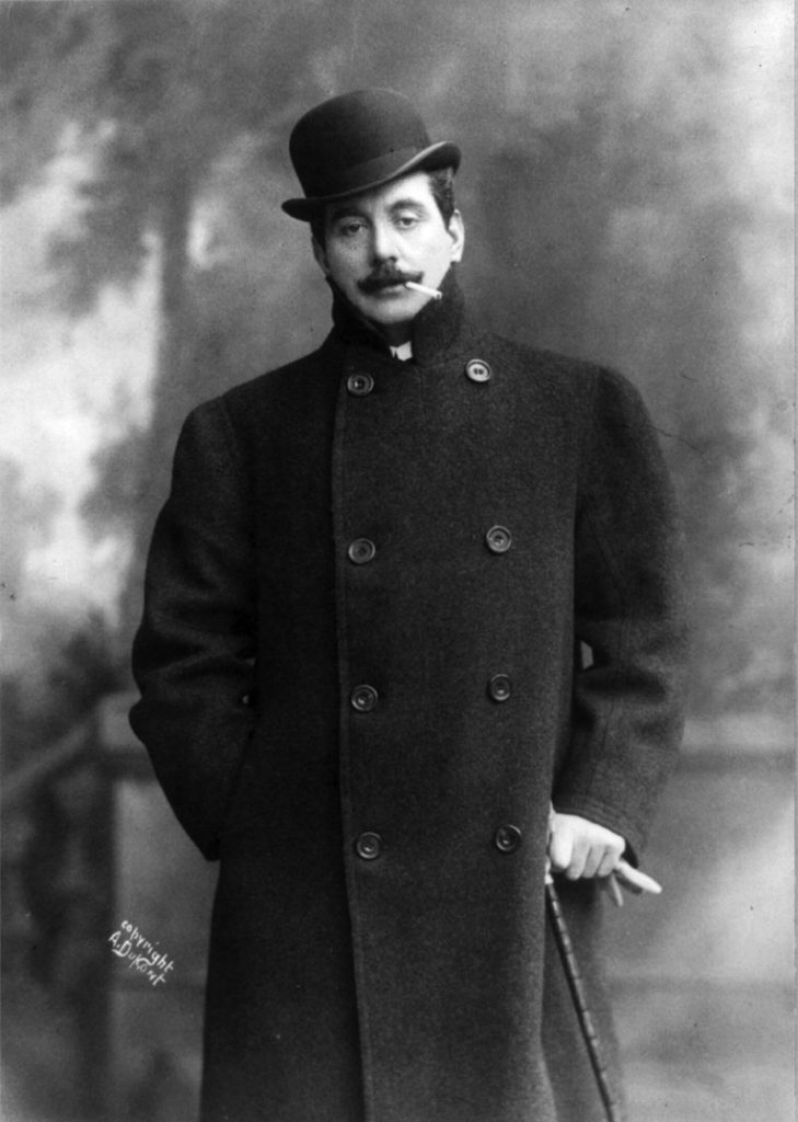 Old picture in black and white of Giacomo Puccini