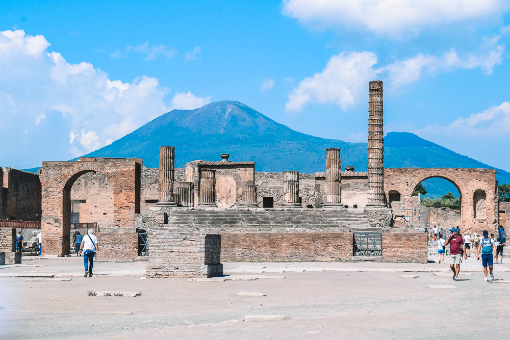 The Foro di Pompeii with Mount Vesuvius in the background