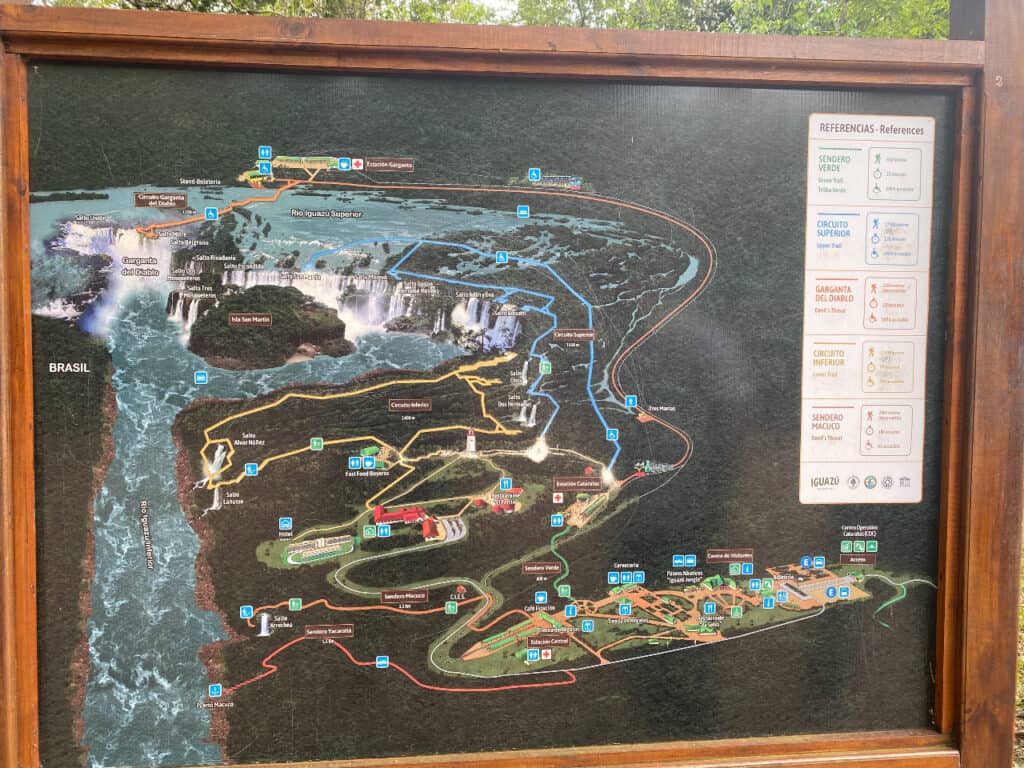 Map of Upper and Lower Circuits in Iguazu National Park in Argentina.