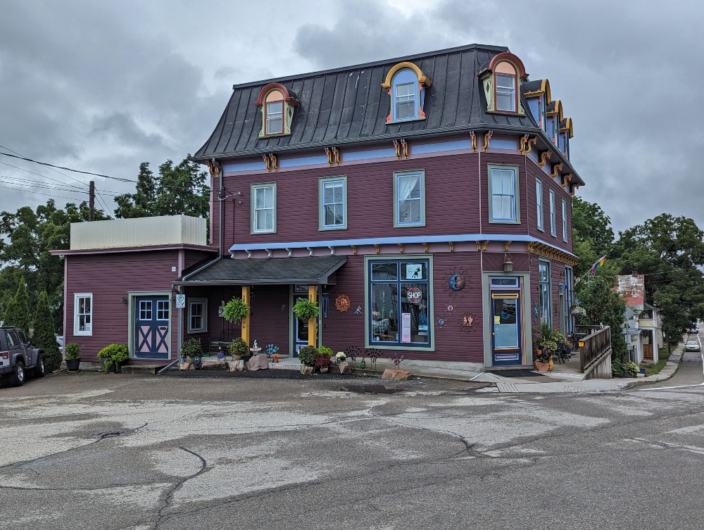 The Tipsy Goat Market in Lansdowne