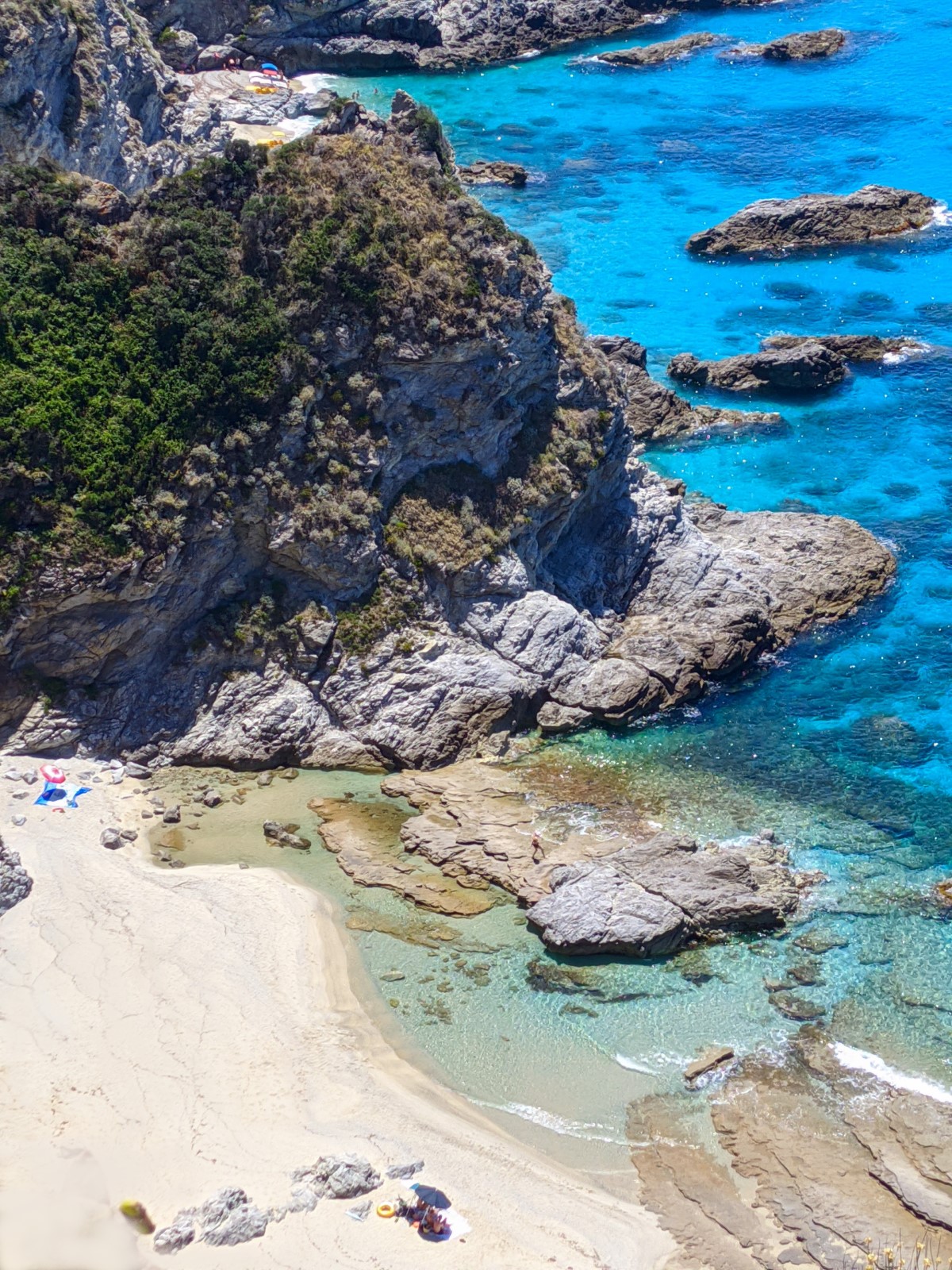 A beach as stunning as anything found in the Caribbean or Greek Islands. So, where might we find this idyllic beach that we consider the best in Italy?