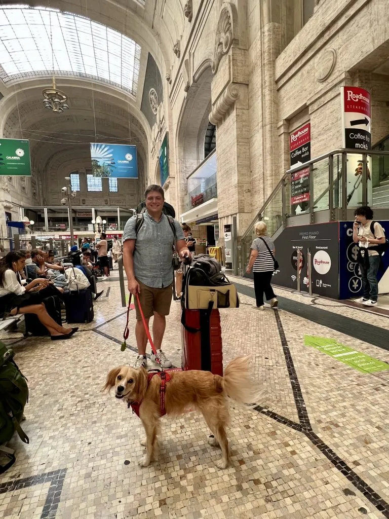 Jeremy Storm and Ranger Storm with luggage at Milano Centrale