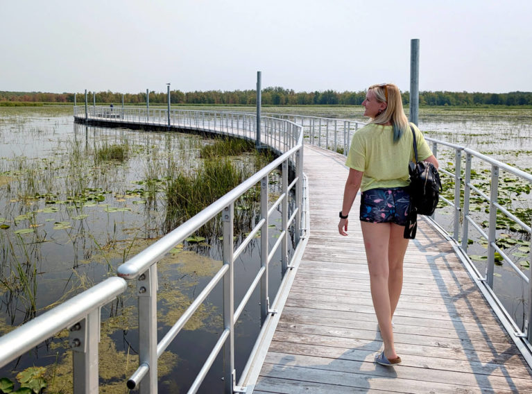 Lindz Walking Along the Boardwalk of La Grande Baie :: I've Been Bit! Travel Blog