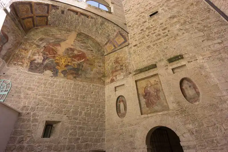 Interior courtyard of Forte Malatesta