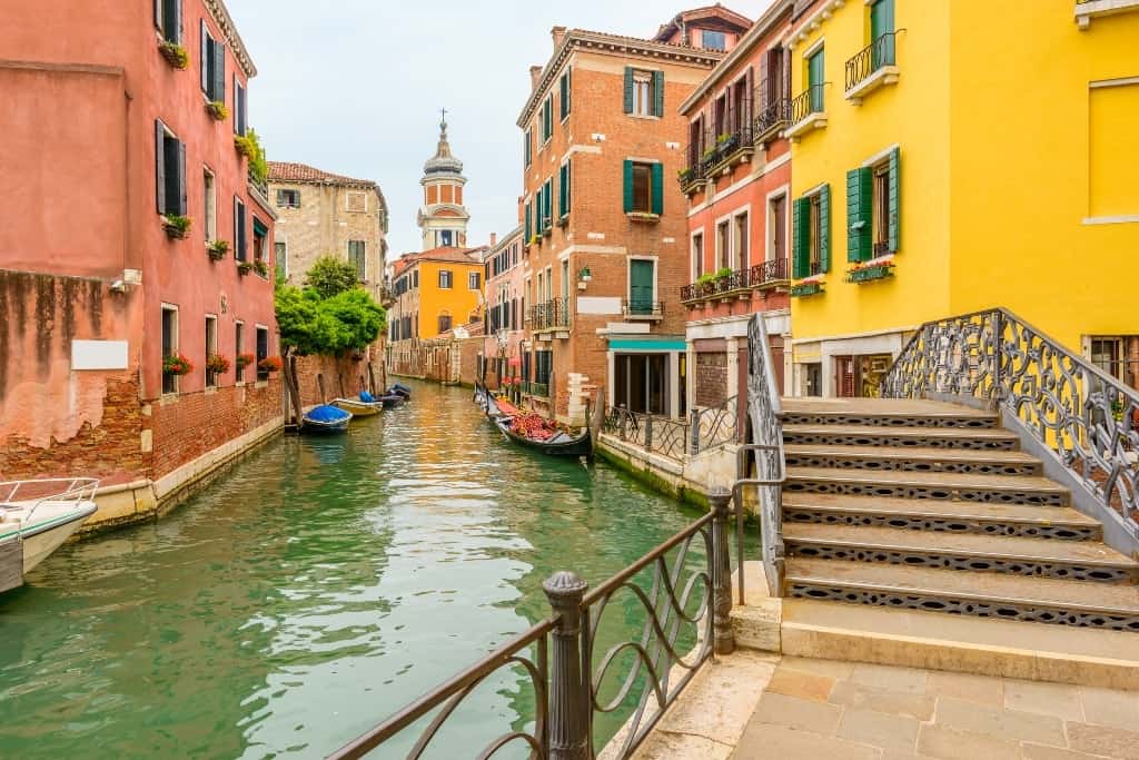 Stroll the streets of Venice during your 2-day itinerary