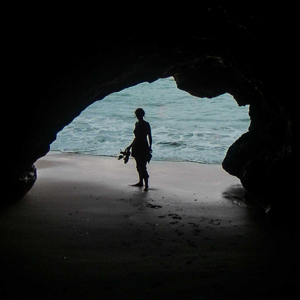 Micki in Cathedral Cove New Zealand