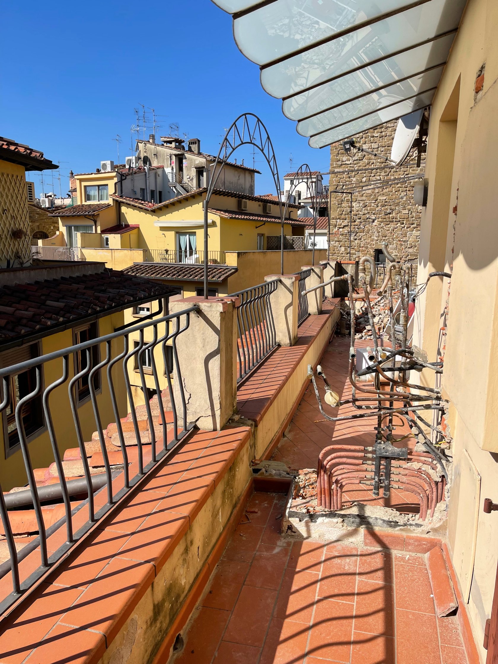 Remodeling terrace in Florence