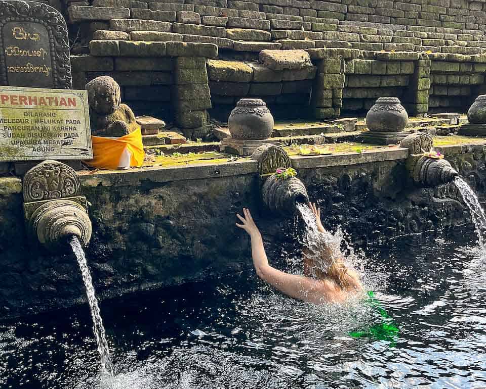 Pura Tirta Empul, Ubud, Bali