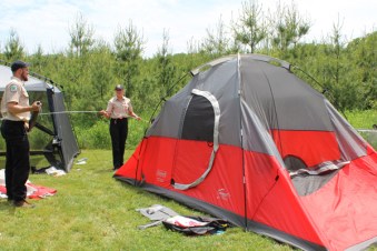 Learn-to-Camp-tent-instruction--Lets-Discover-ON