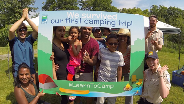 Learn-to-camp-class-photo-Lets-Discover-ON