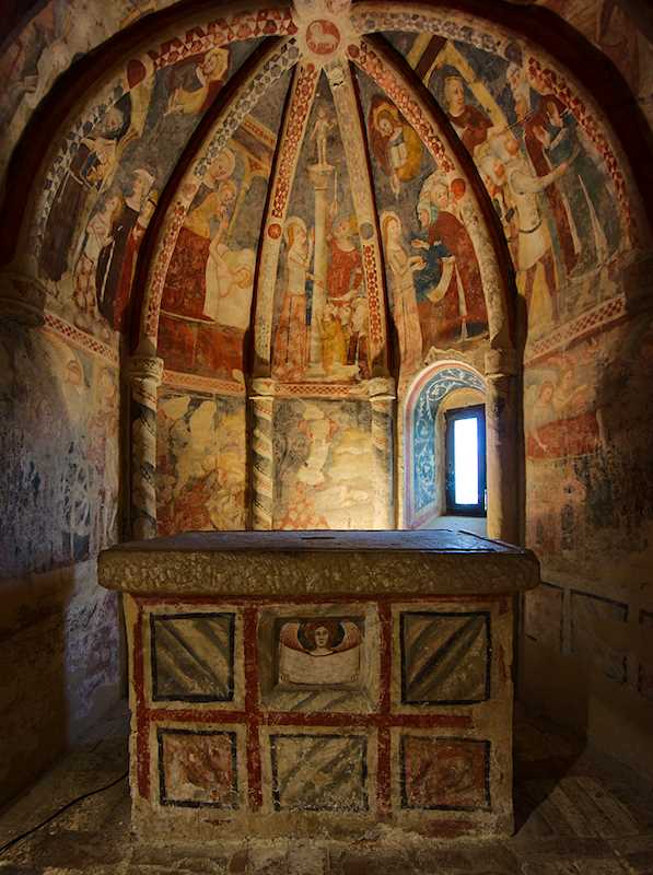 Frescoes in Maria della Rocca