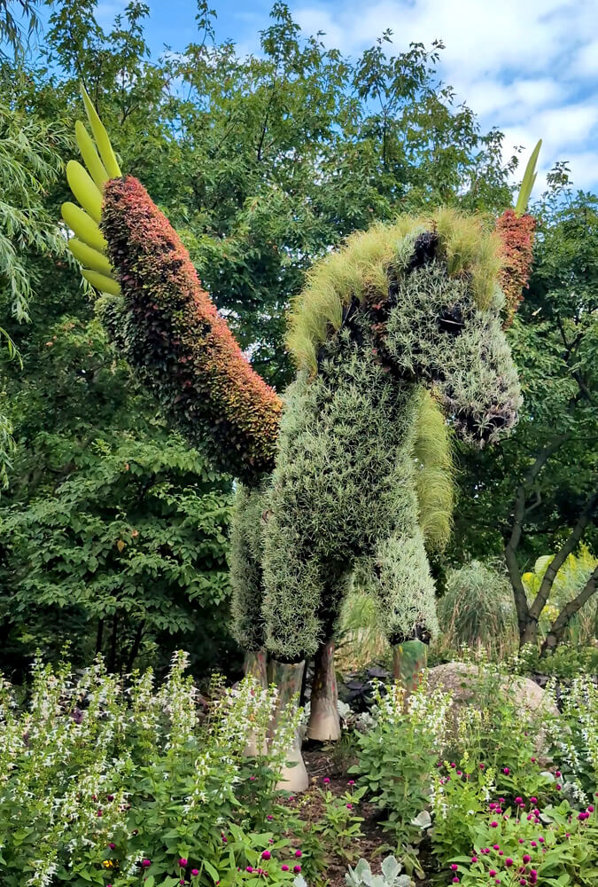 Mosaïculture Sculpture Outside the Floral Showhouse