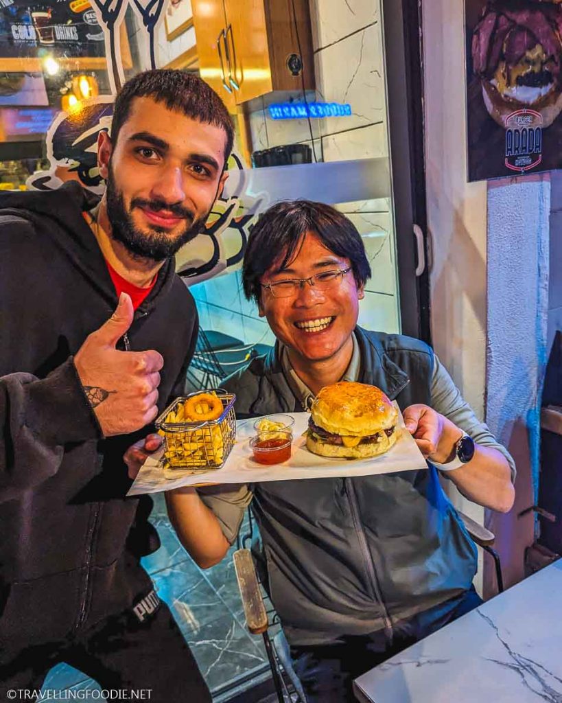 Travelling Foodie Raymond Cua with Turkish guy at Arada Burger in Marmaris