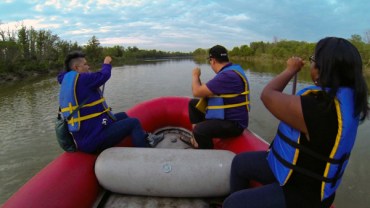 Whisper-to-the-Moon-paddling-Grand-River-Lets-Discover-ON