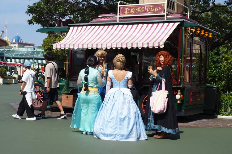 Girls dressing up as Disney characters in Tokyo Disneyland