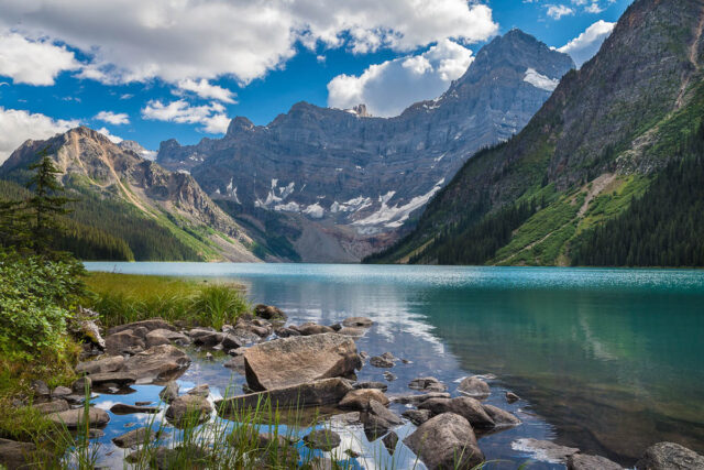 Chephren Lake easy hikes in Banff