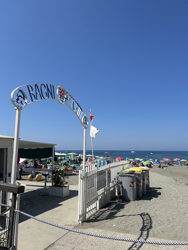 Beach club in Levanto