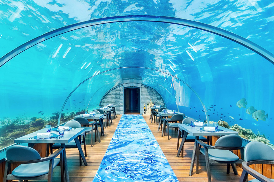 hurawalhi underwater restaurant