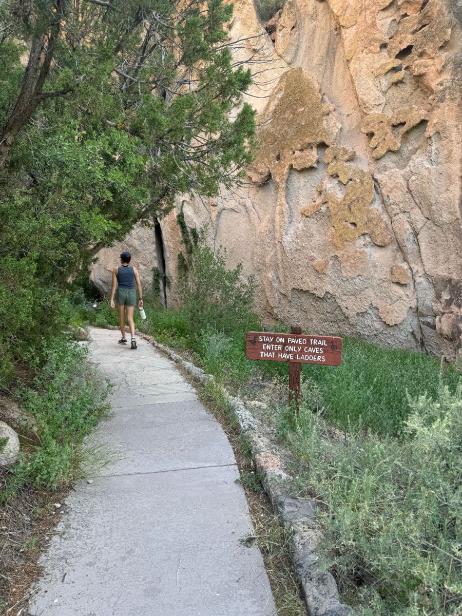 Loop Trail path sign