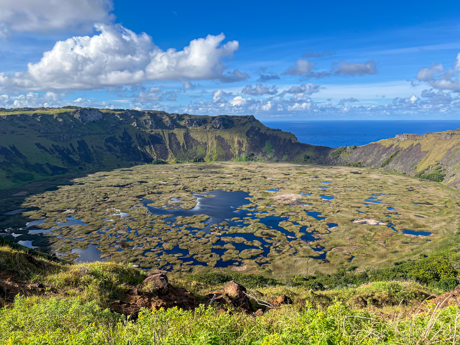 Rano Kau crater lake