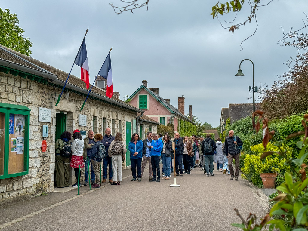 Ticket line forming at Monet's House at 10 a.m. on a weekday