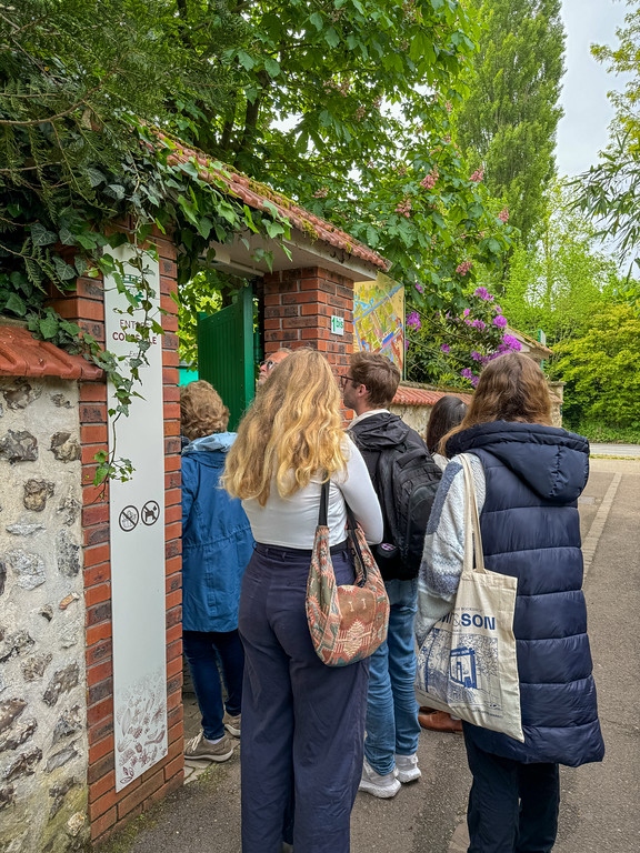 Entry point into Monet's Gardens