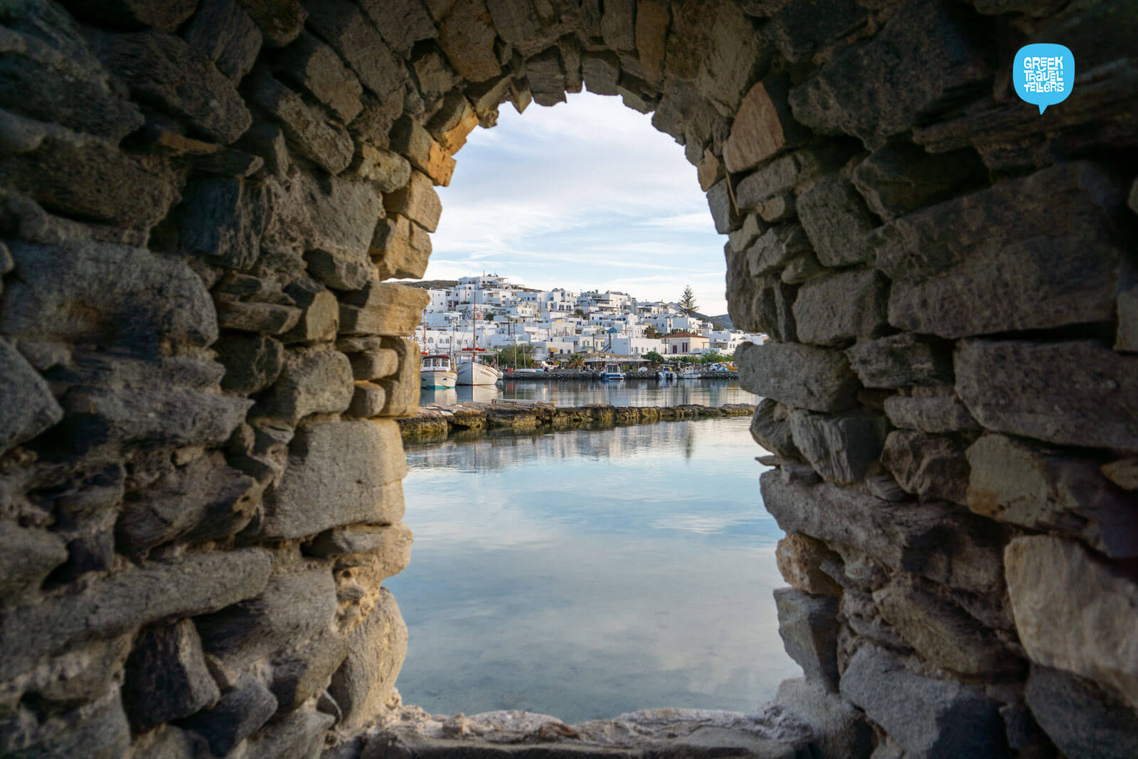 Visiting Paros - Naousa's Venetian Castle