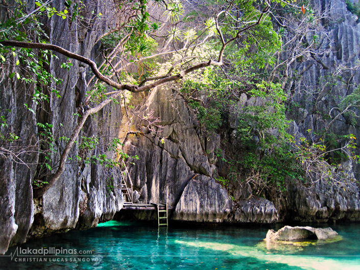 Twin Lagoon Coron Palawan