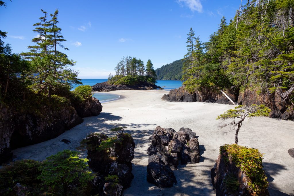 Explore the best British Columbia beaches for your next trip to BC. Discover stunning beaches along the coast, in the lower mainland, and the interior of BC. Perfect for family adventures from ocean to lake. #explorebc #hellobc #bcparks #yourtofino #osoyoosbc #exploreshuswap #bcbeaches #explorecanada