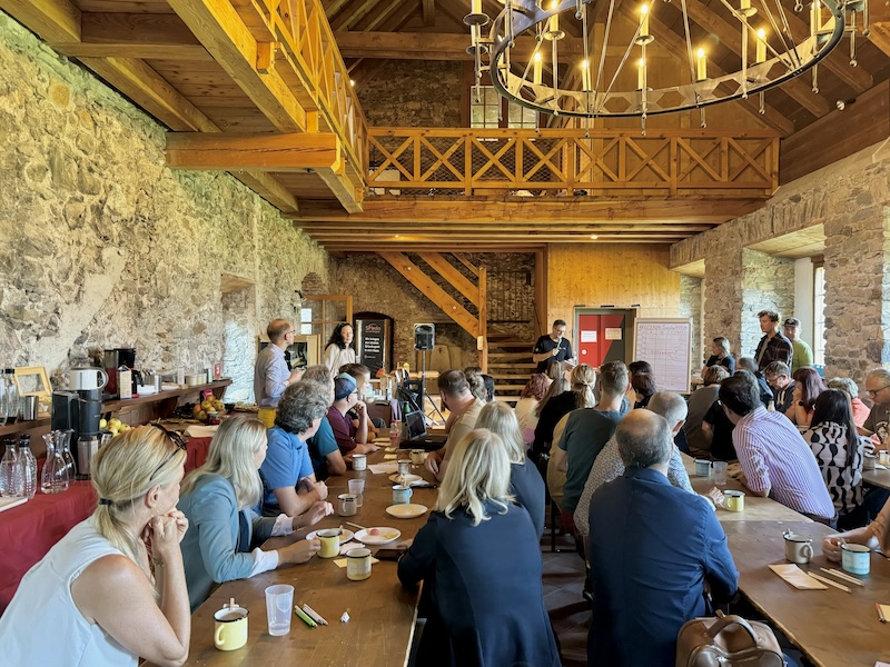 Our first 'room for conversation' in the castle's Knights' Hall