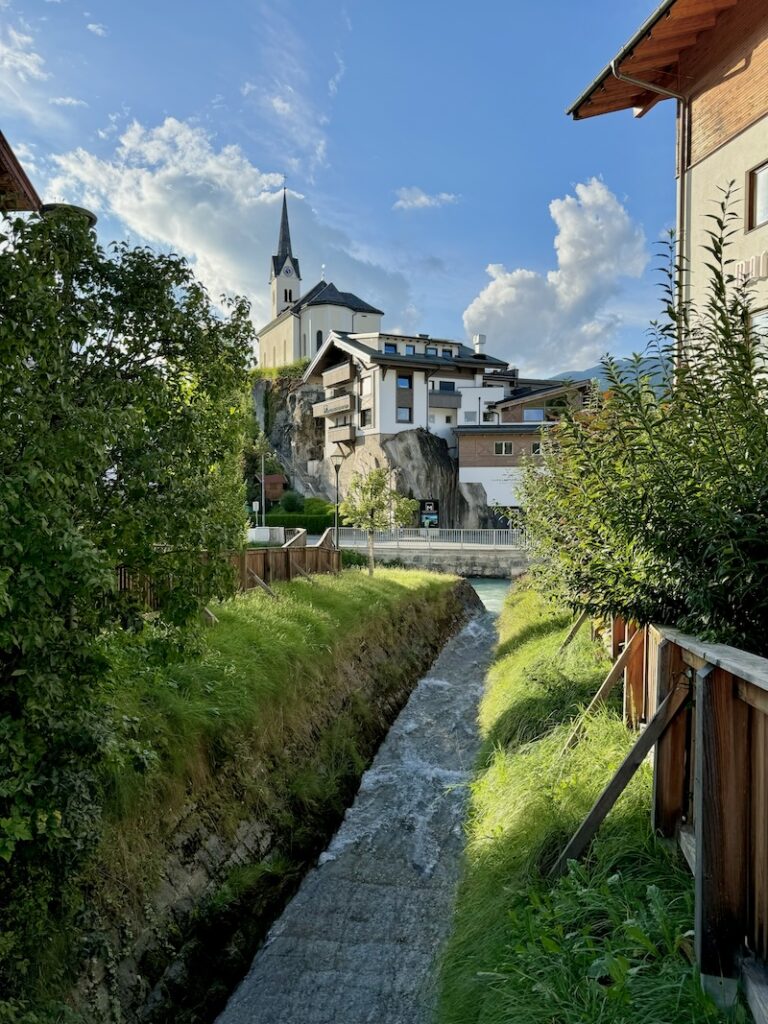 ... as well as this view in the center of Kaprun.