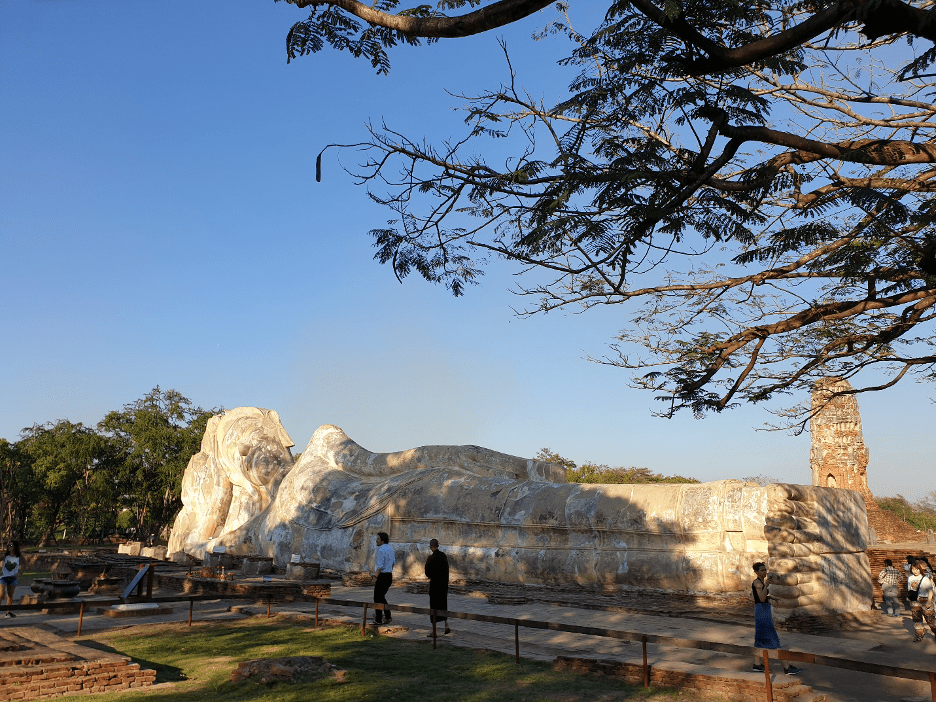 The biggest reclining Buddha image