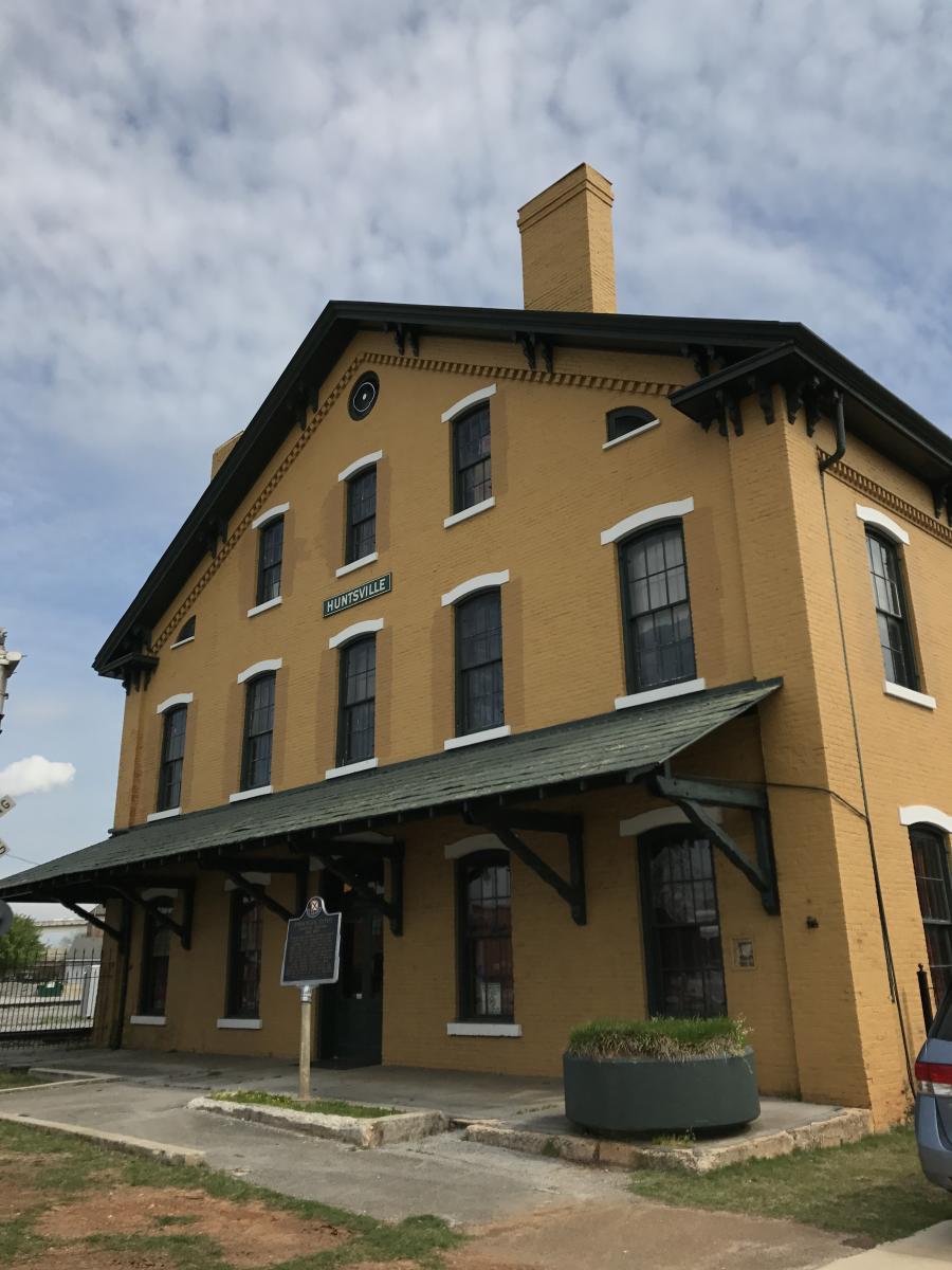 huntsville train depot