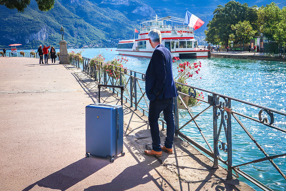 Annecy Travel for Seniors with Level8 © French Moments