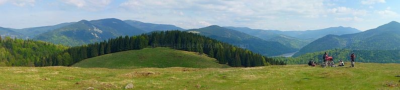 Panorama of Drăgan Lake and Vlădeasa