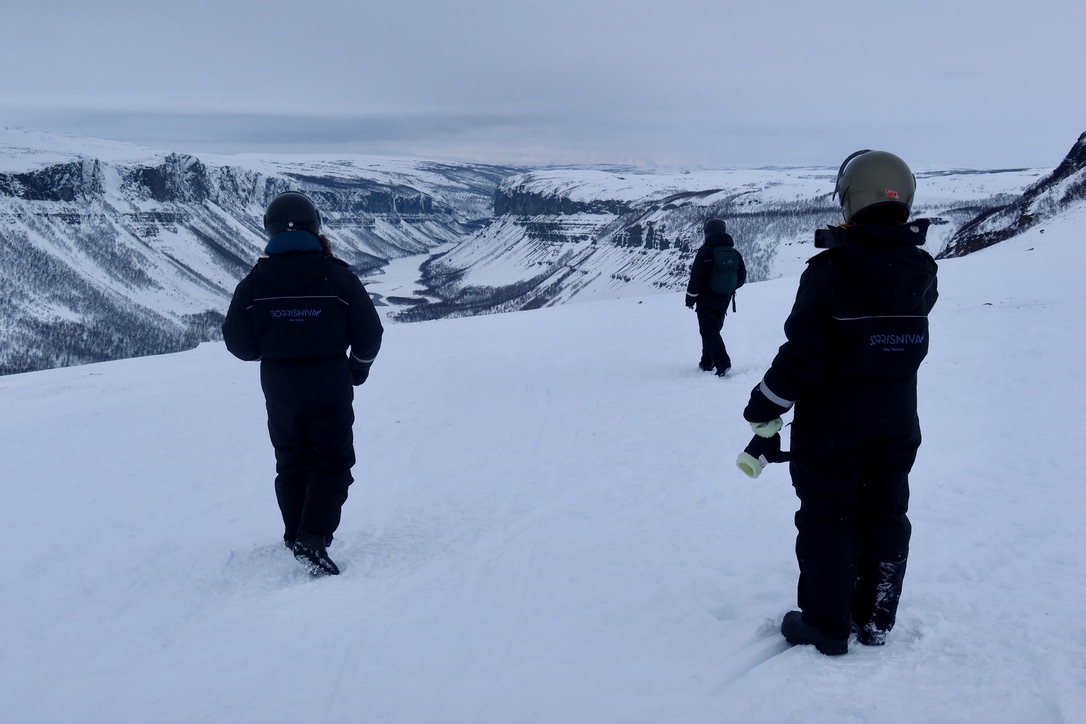 Sorrisniva Igloo Hotel Snowmobile Adventure with the viewpoint of Alta Canyon